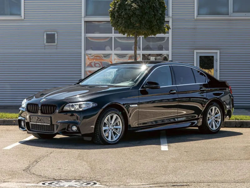 BMW 5 серии 2016