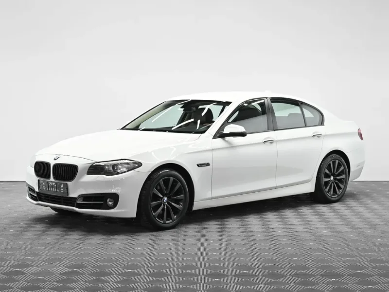 BMW 5 серии 2016