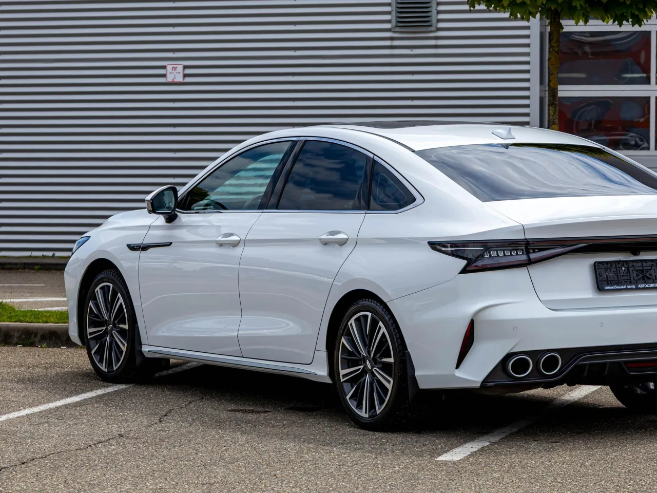 Chery Arrizo 8