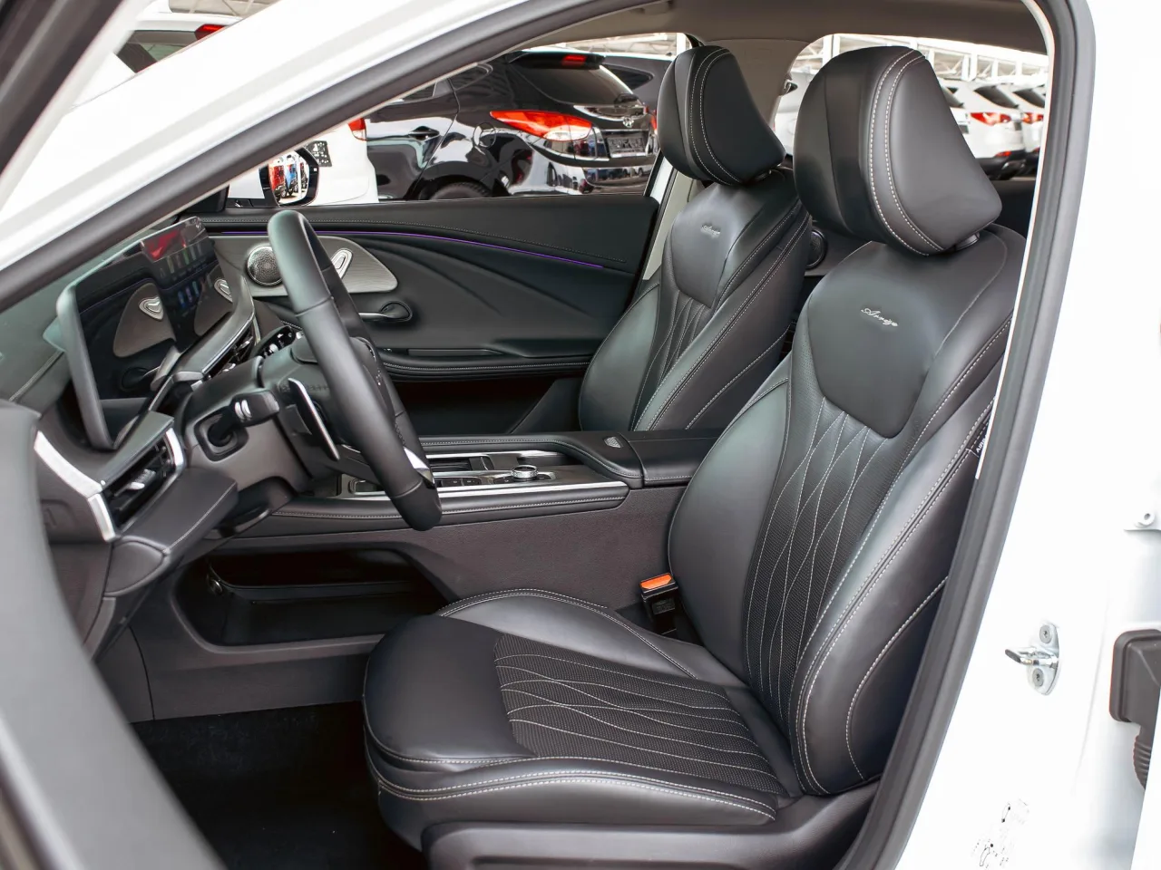 Chery Arrizo 8