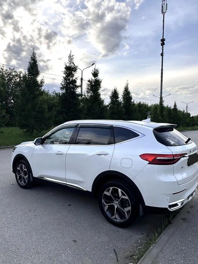 Haval F7