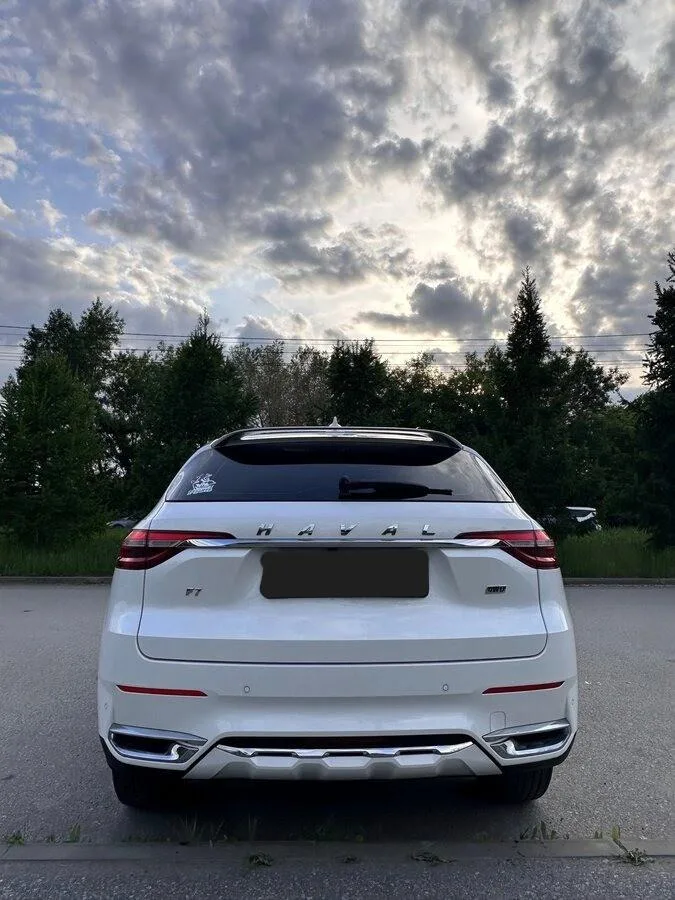Haval F7