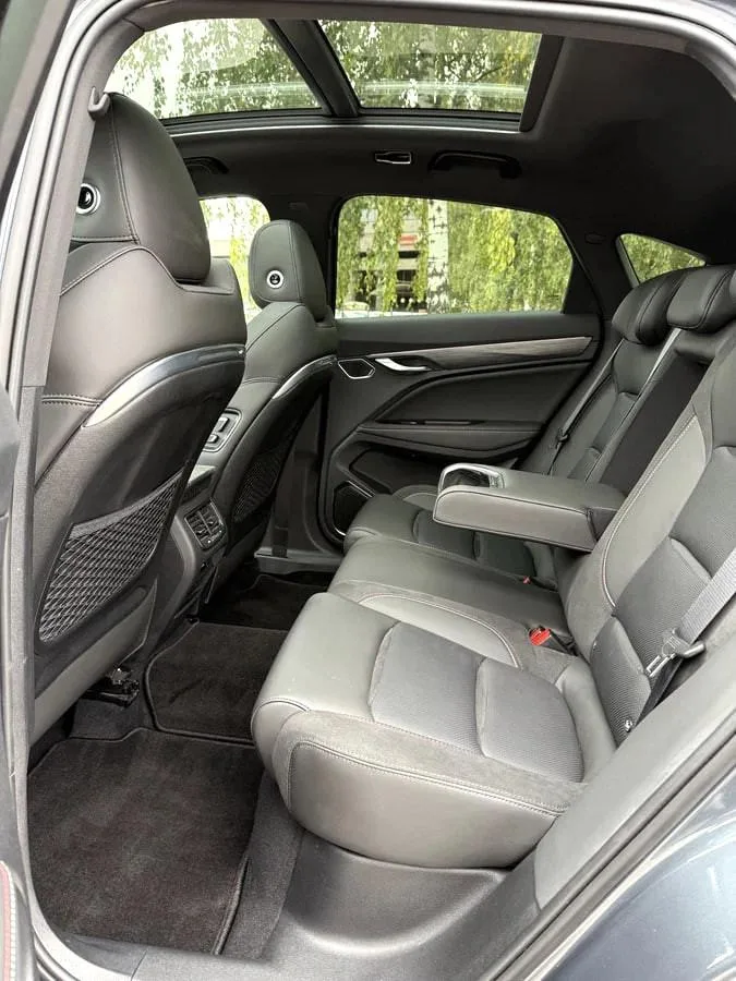 Geely Tugella