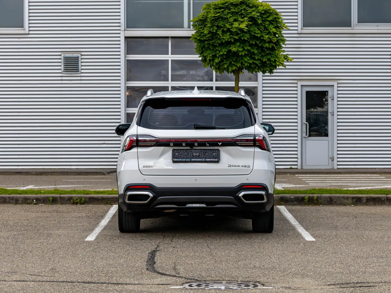 Geely Okavango