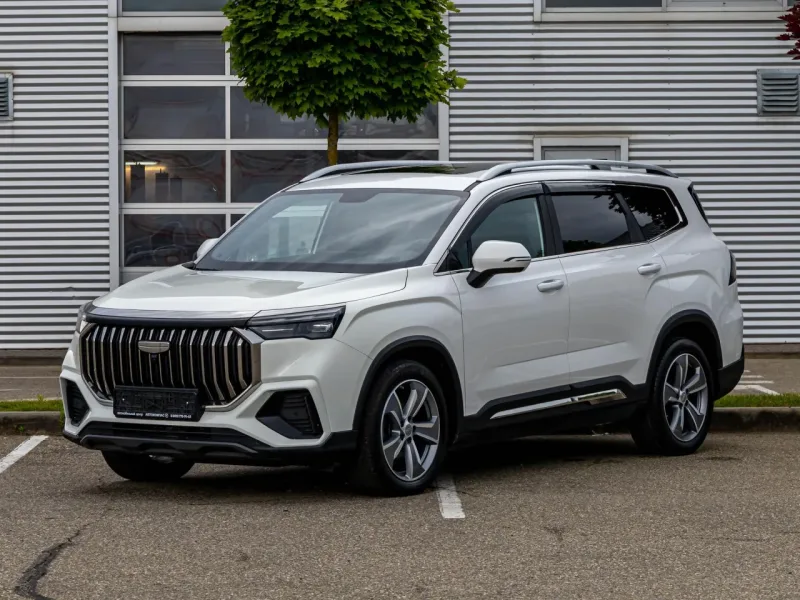 Geely Okavango 2024
