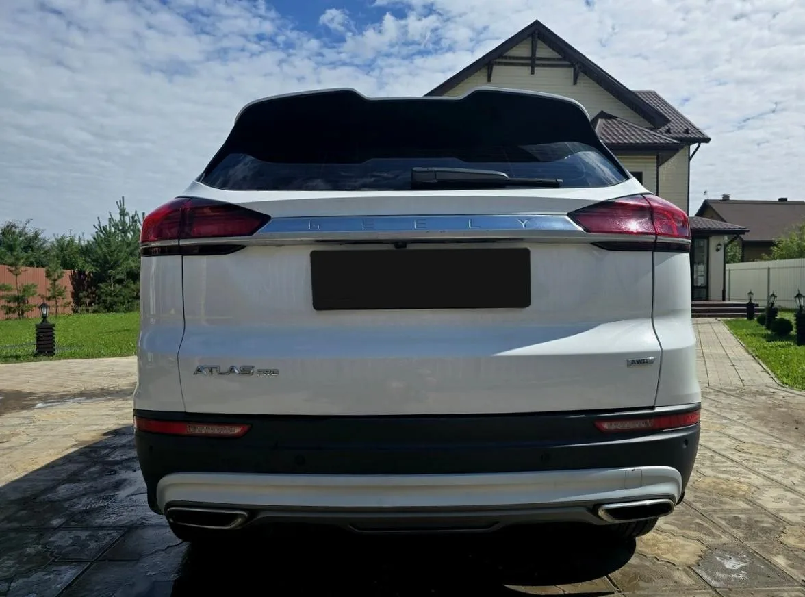 Geely Atlas Pro
