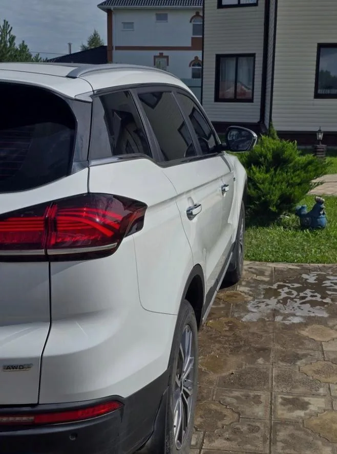 Geely Atlas Pro