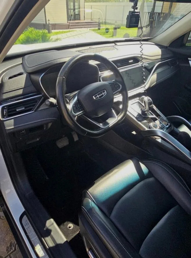 Geely Atlas Pro