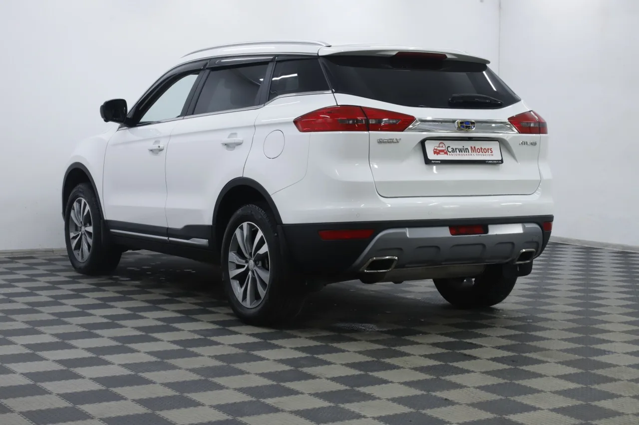 Geely Atlas