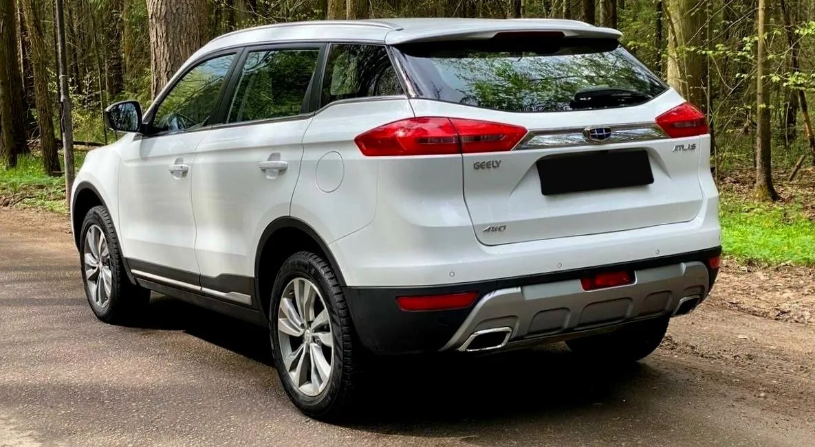 Geely Atlas
