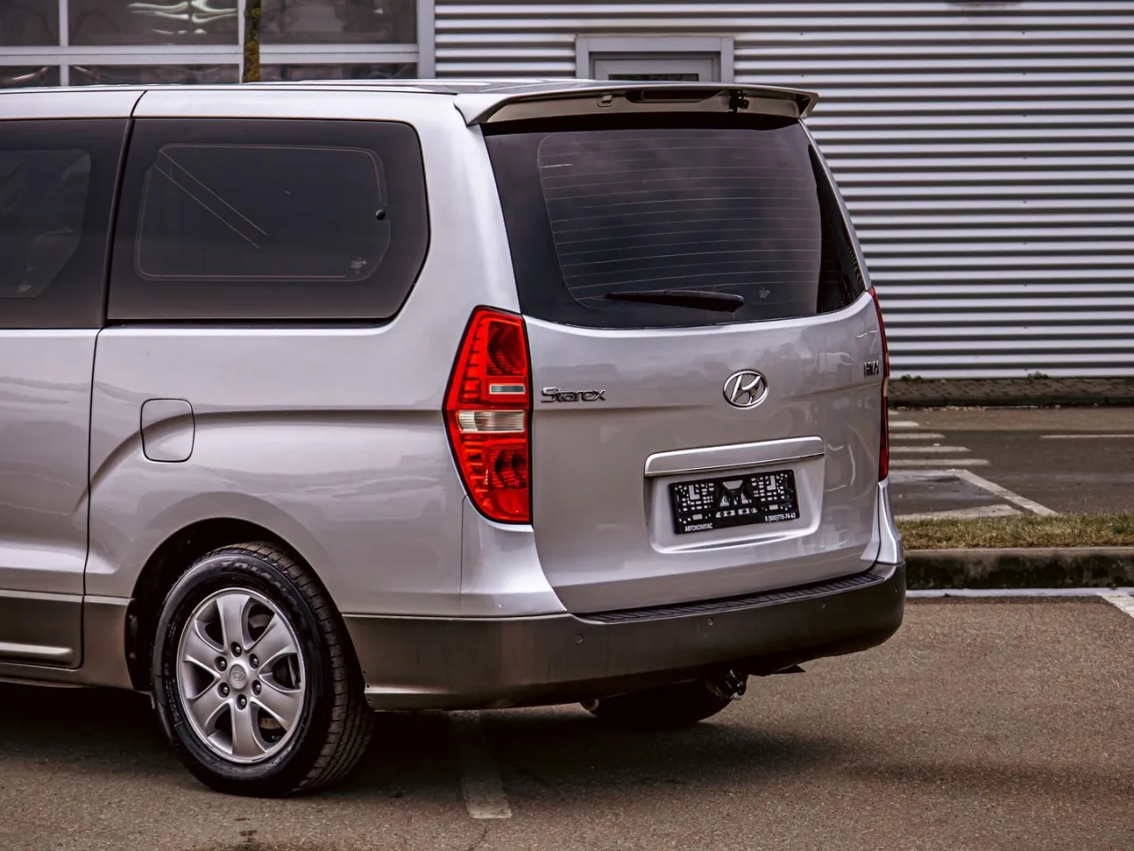 Hyundai Grand Starex