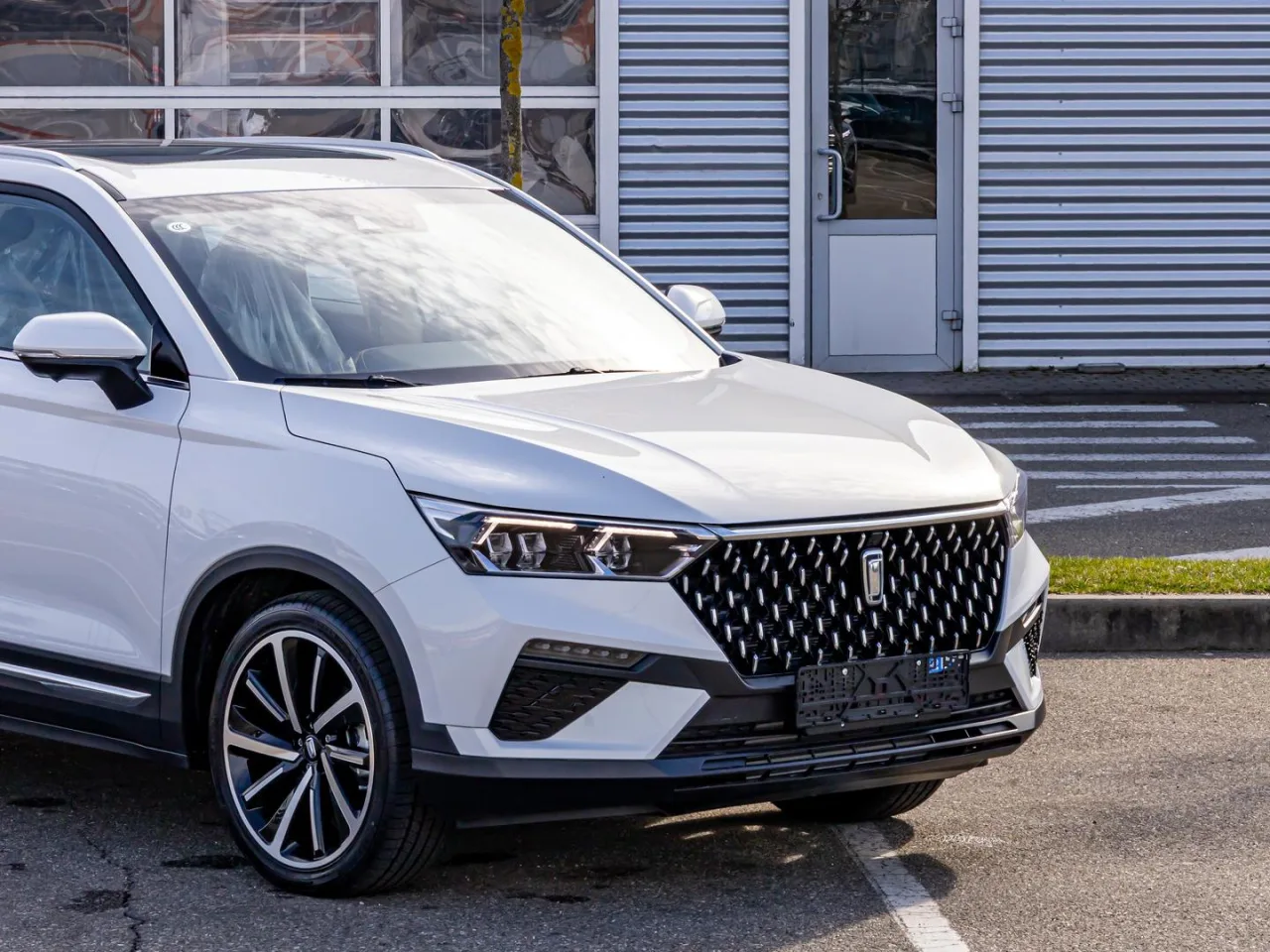 FAW Bestune T77
