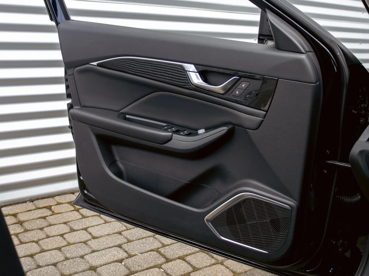 FAW Bestune B70