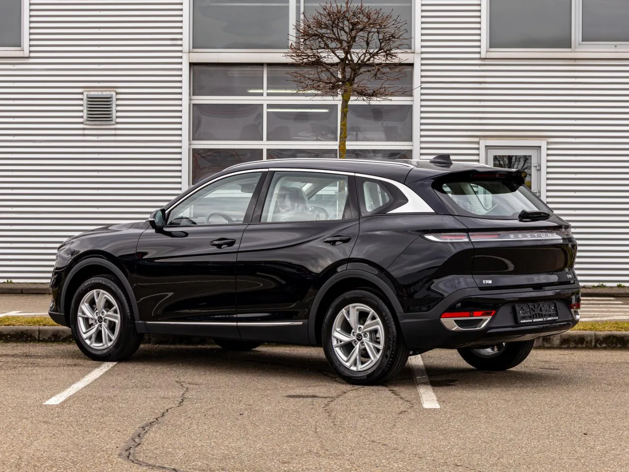 FAW Bestune T90