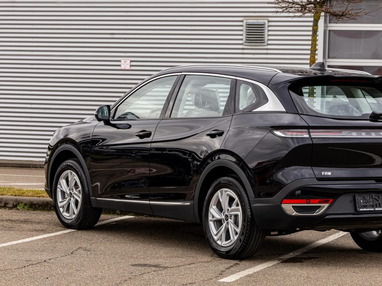 FAW Bestune T90