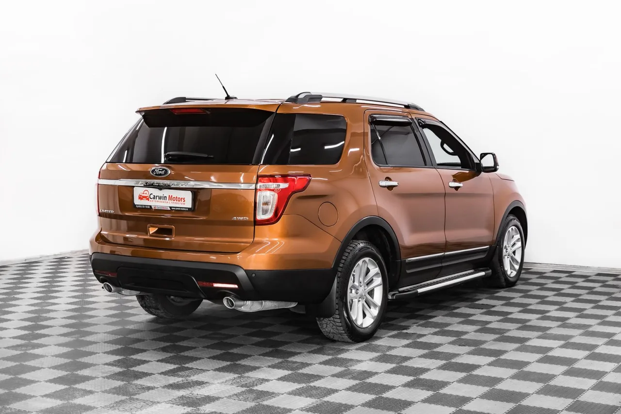 Ford Explorer