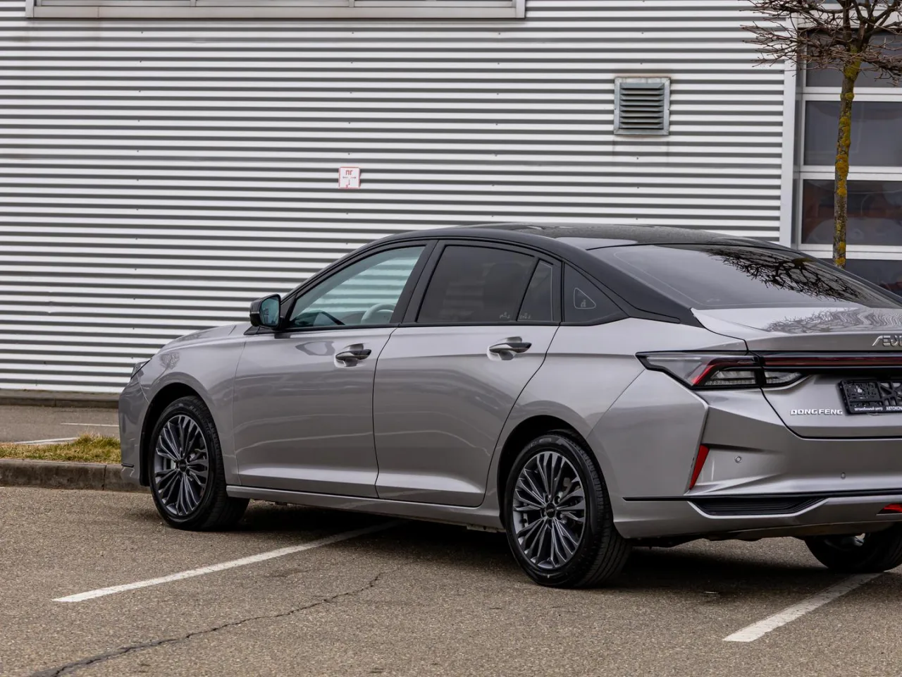 Dongfeng Shine Max