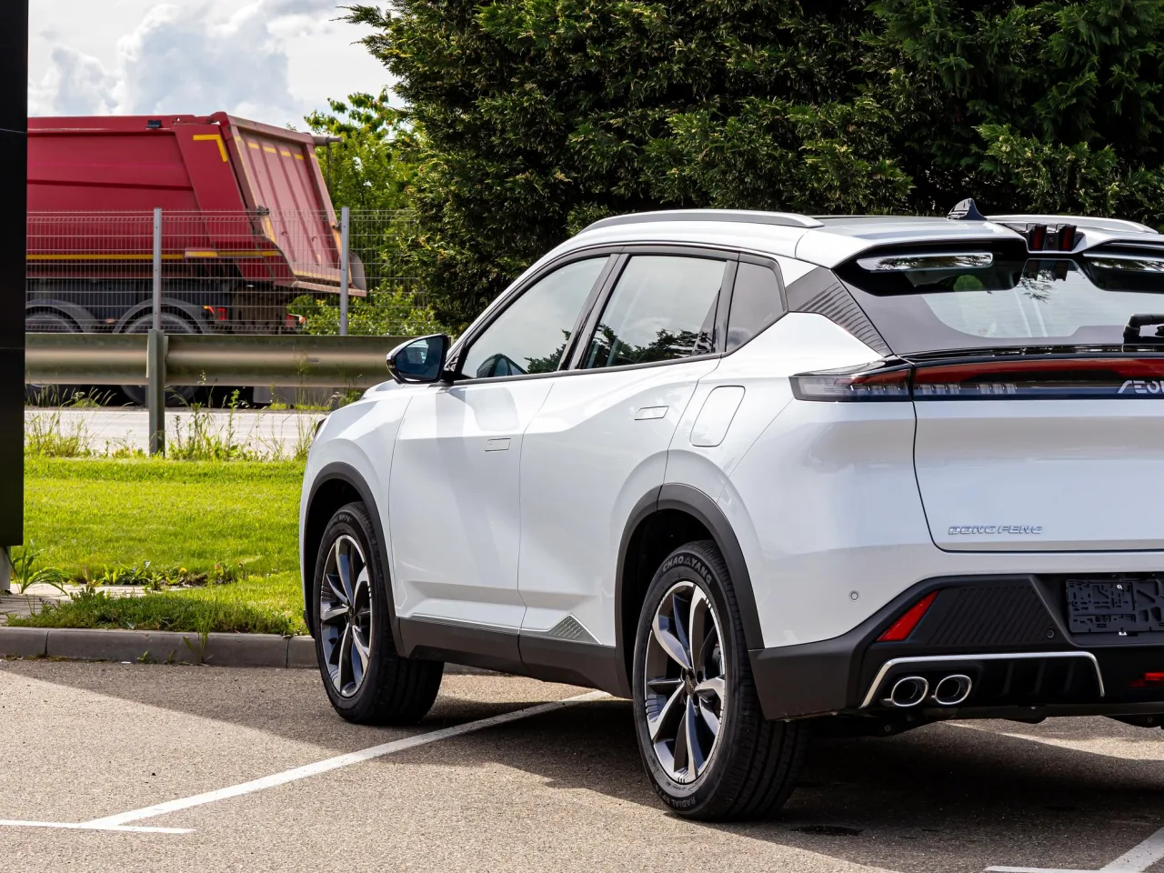 Dongfeng Mage