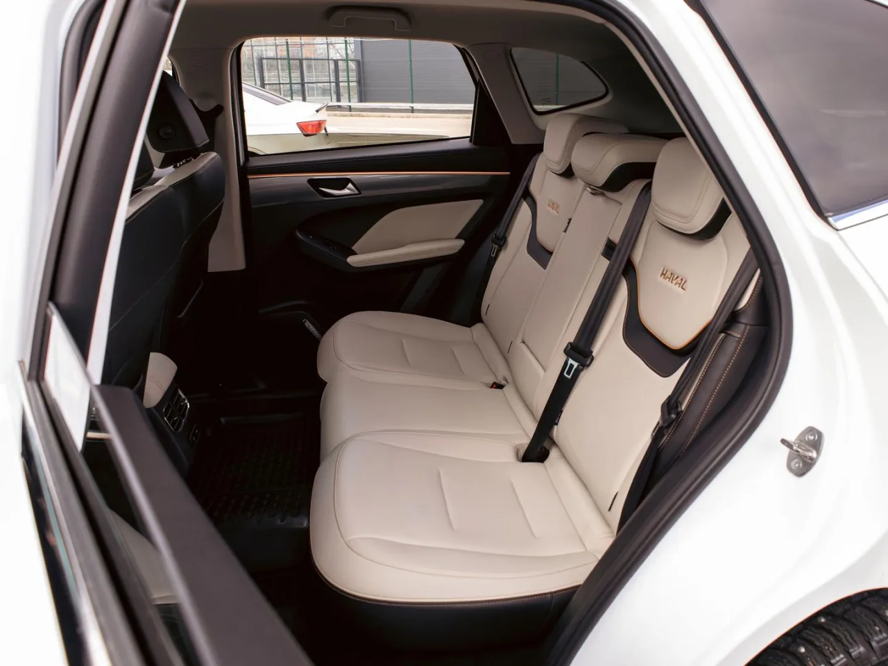 Haval Jolion