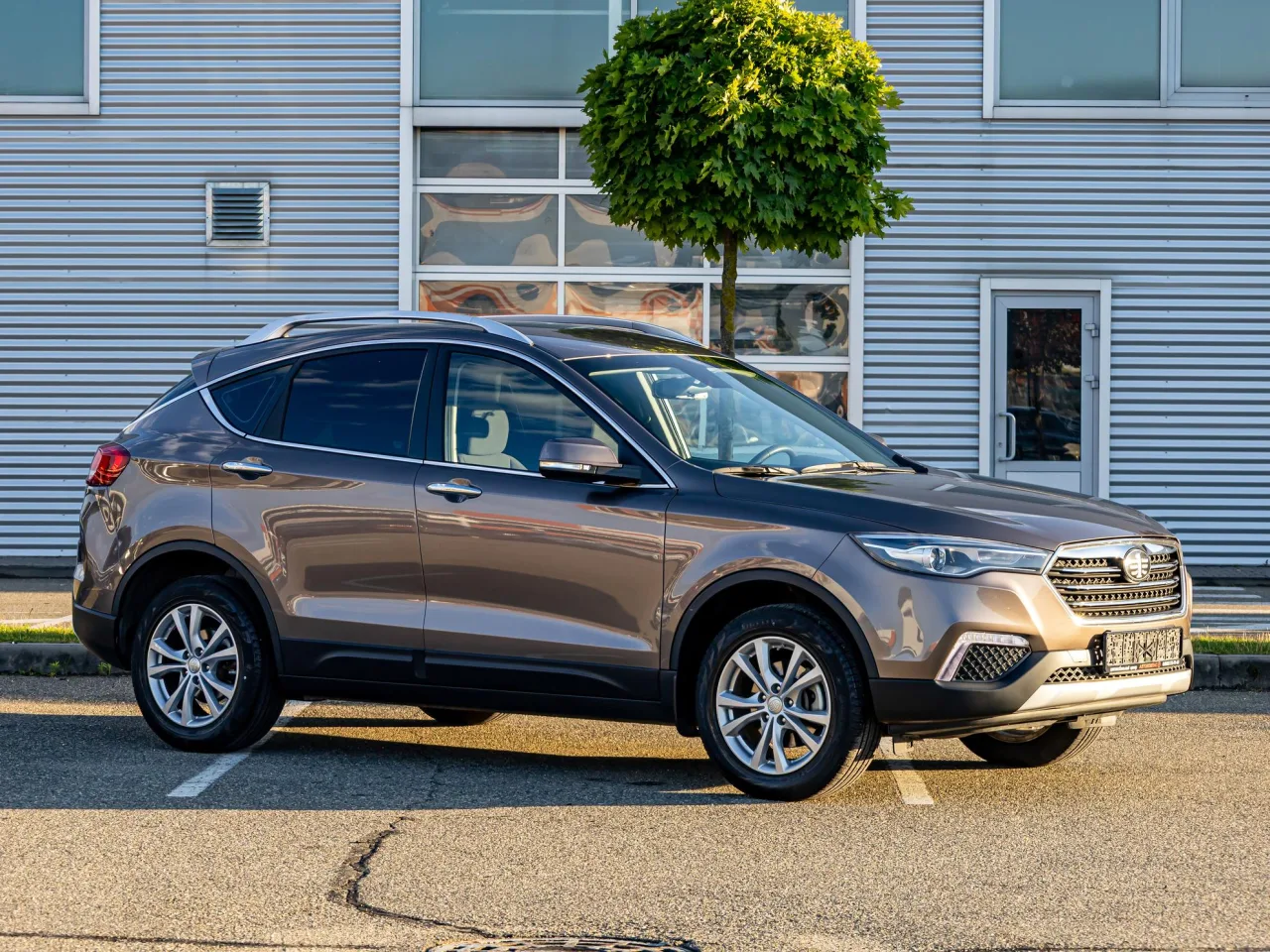 FAW Besturn X80