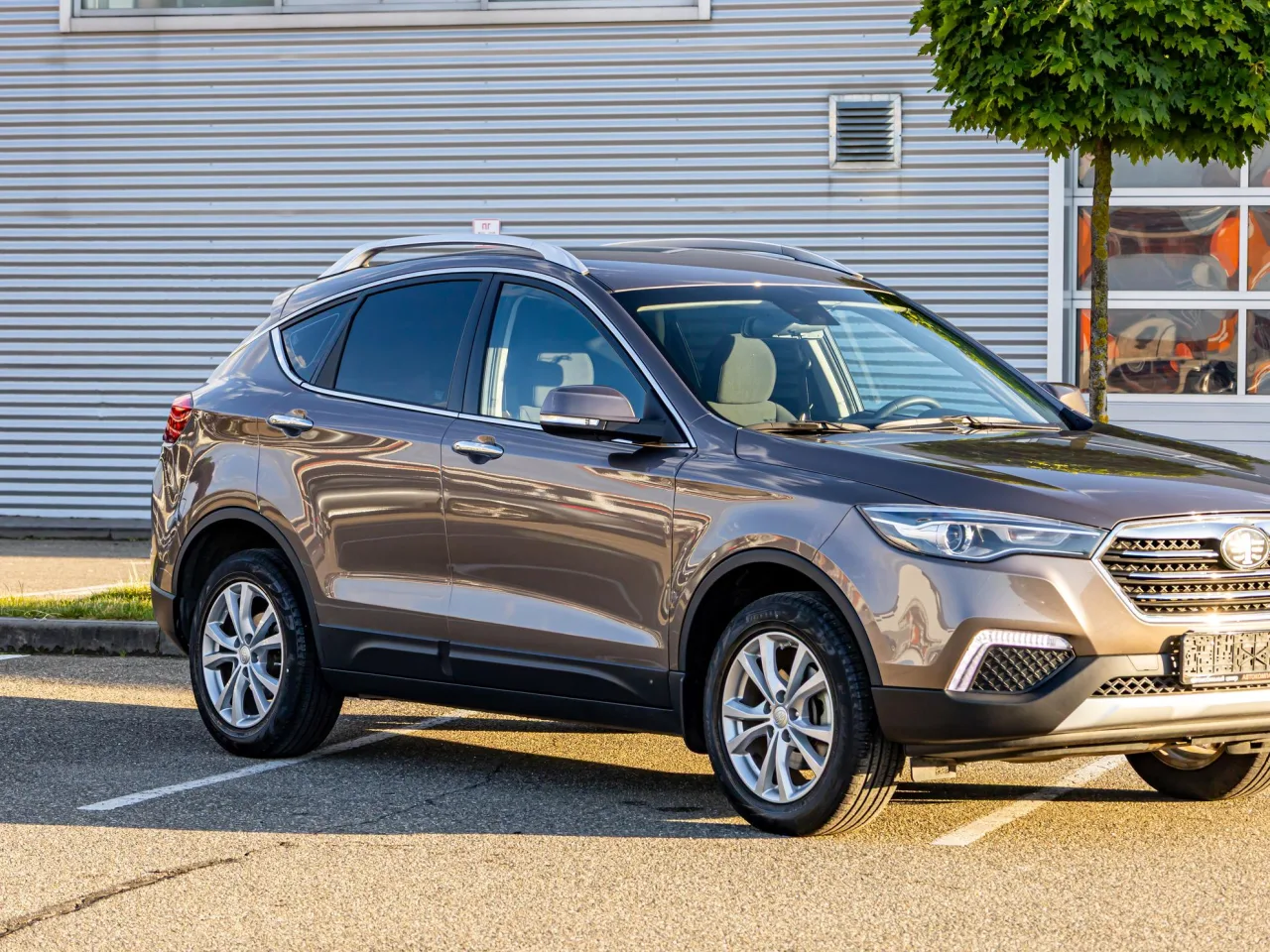 FAW Besturn X80