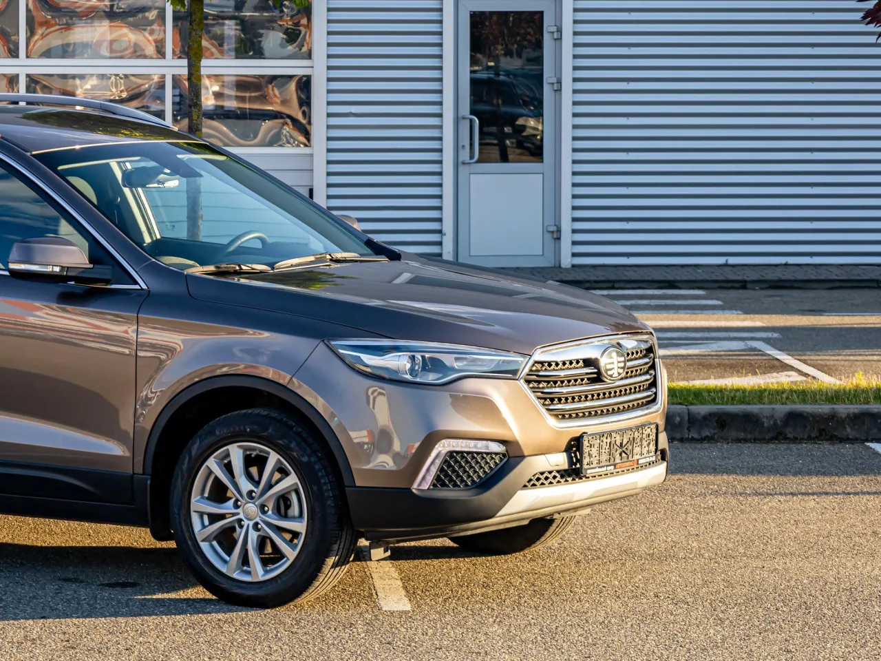FAW Besturn X80