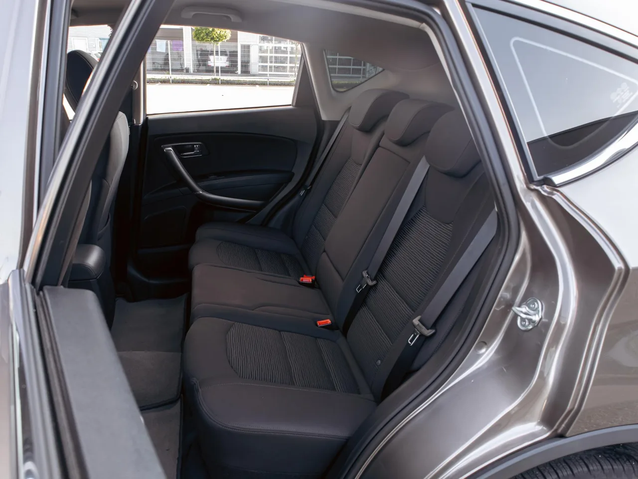 FAW Besturn X80