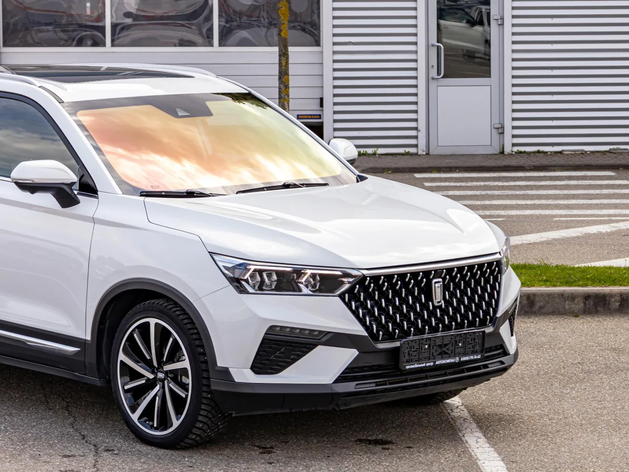 FAW Bestune T77