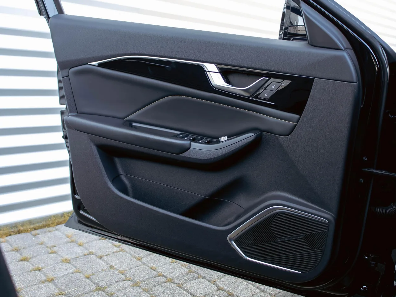 FAW Bestune B70