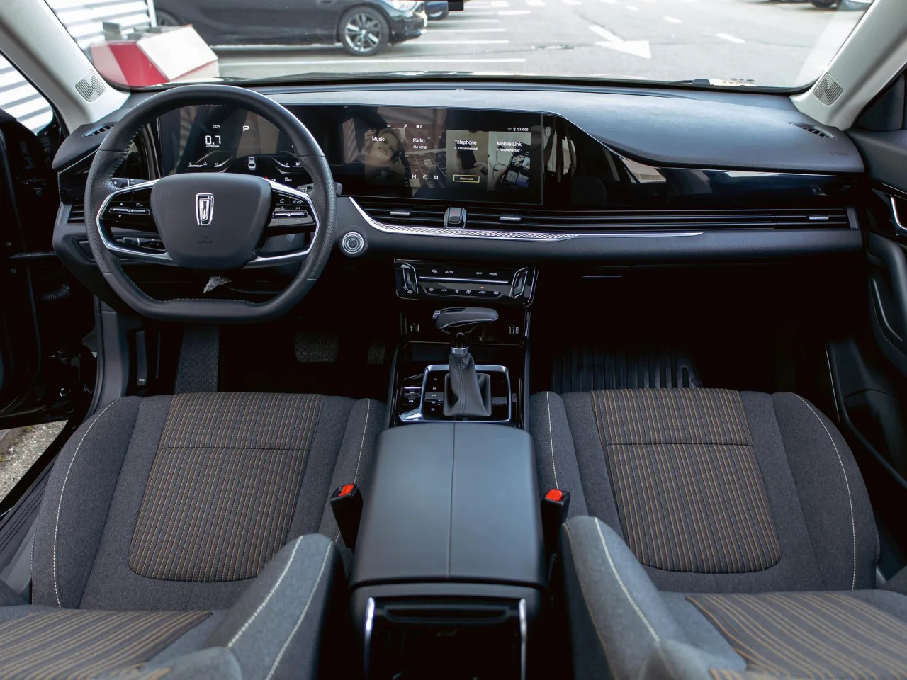 FAW Bestune B70
