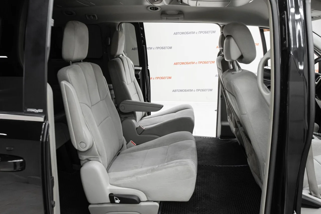 Dodge Caravan