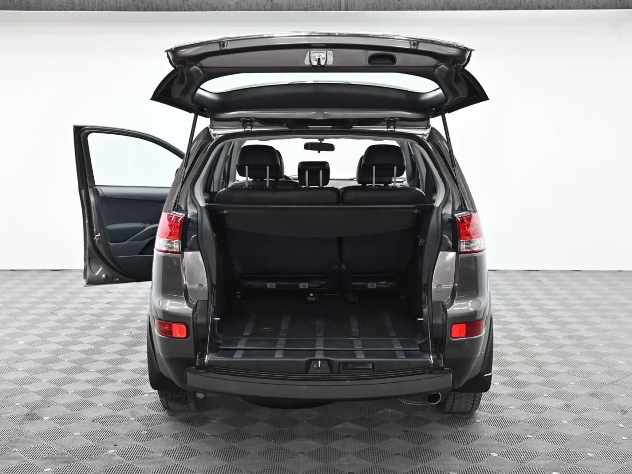 Citroen C-Crosser
