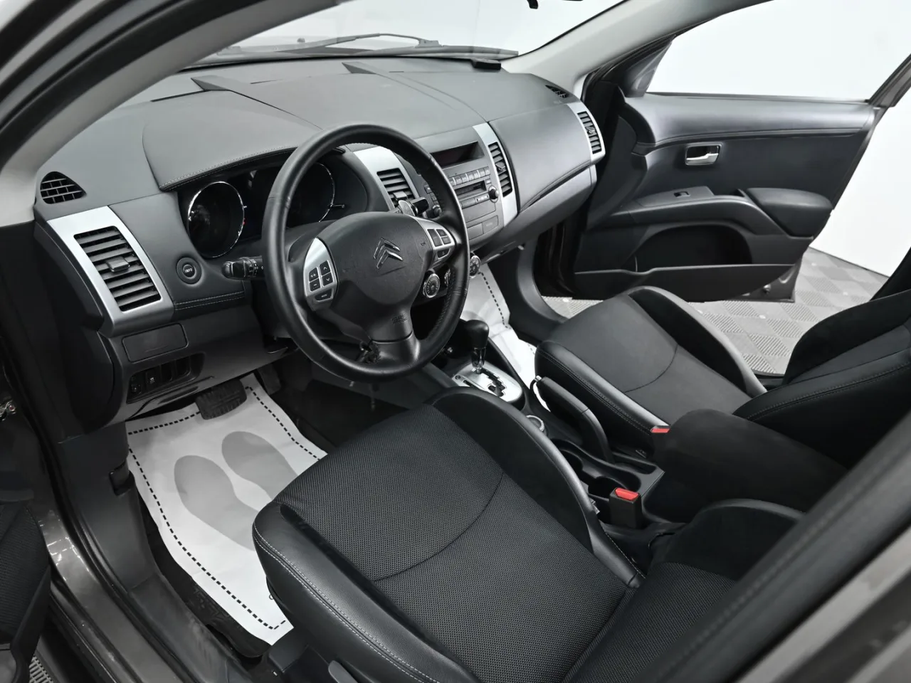 Citroen C-Crosser