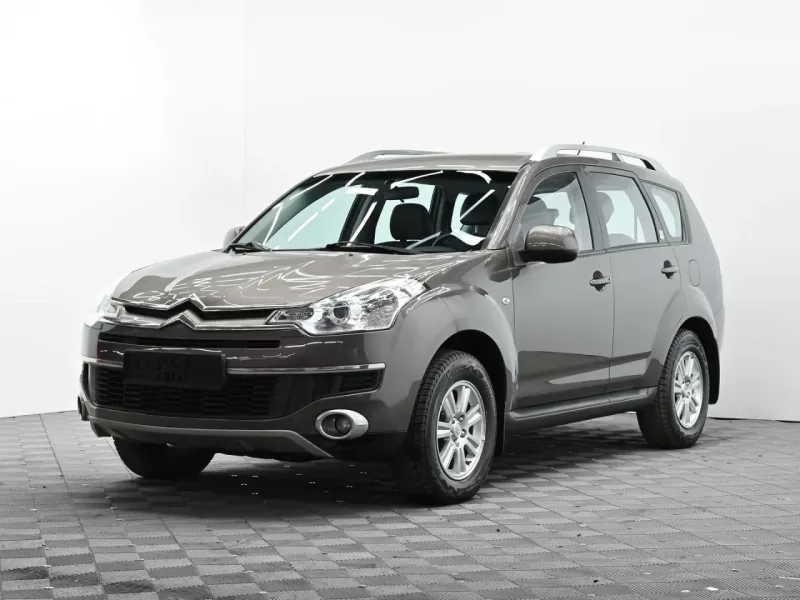 Citroen C-Crosser 2012
