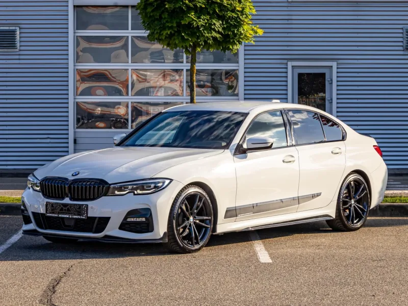 BMW 3 серии 2019
