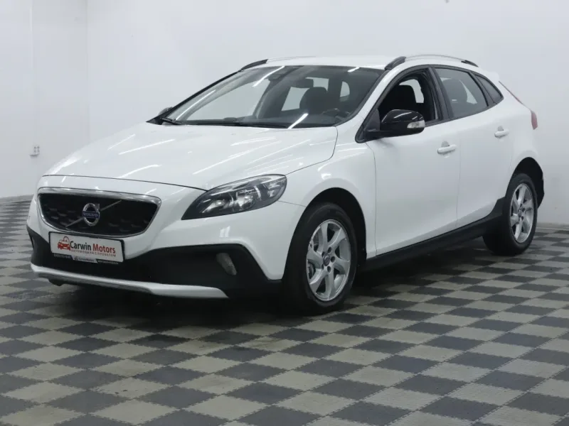 Volvo V40 2013