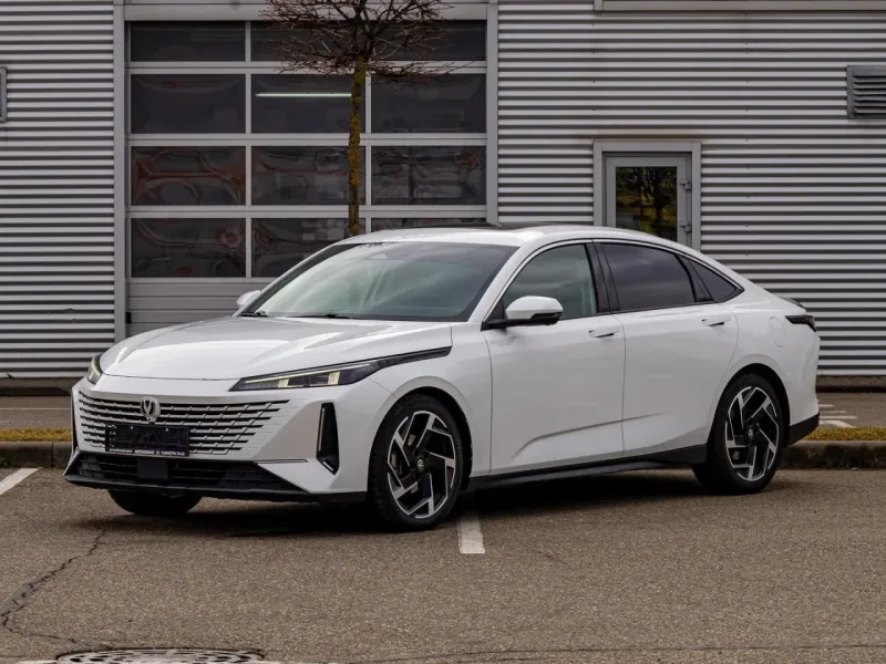 Changan Lamore 2023
