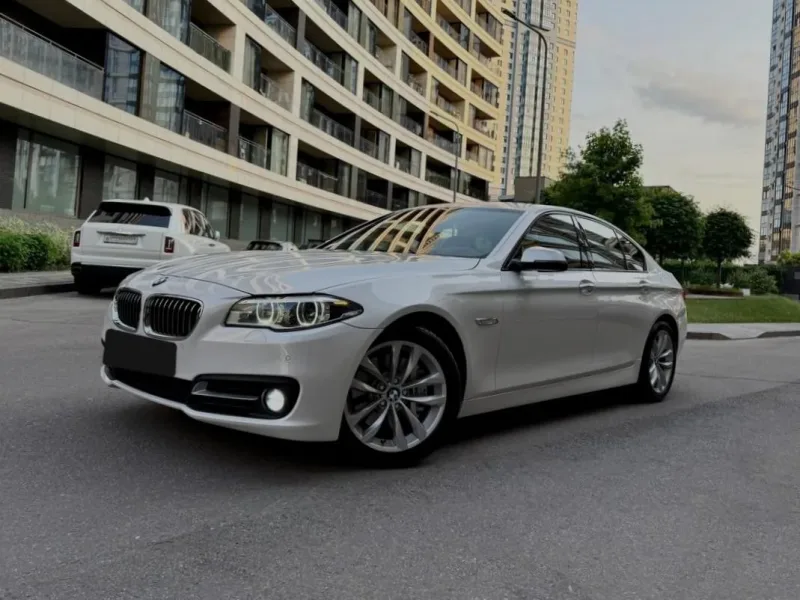 BMW 5 серии 2016