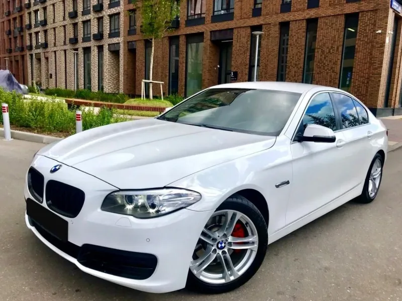 BMW 5 серии 2016