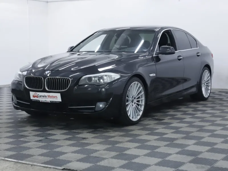 BMW 5 серии 2013