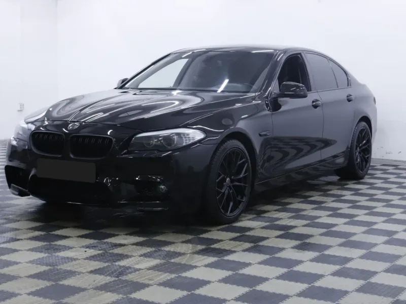 BMW 5 серии 2013