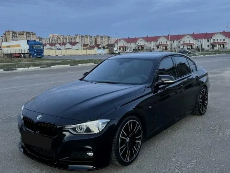 BMW 3 серии 2019
