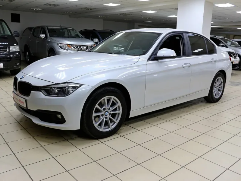 BMW 3 серии 2017
