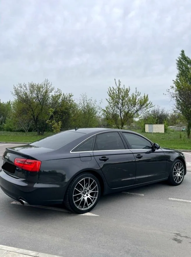 Audi A6