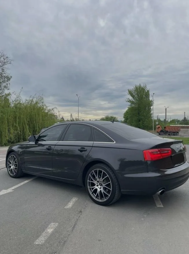 Audi A6