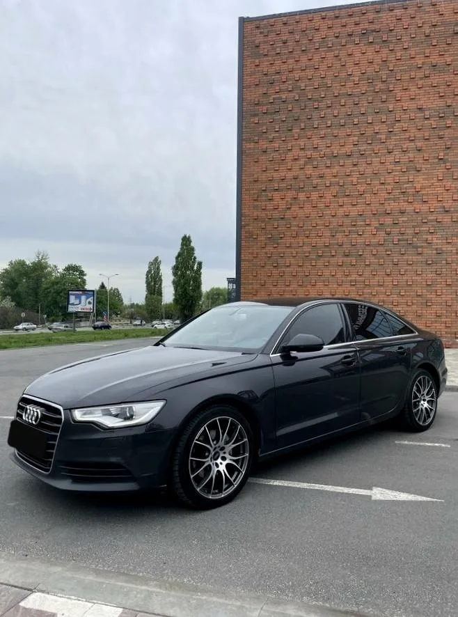 Audi A6