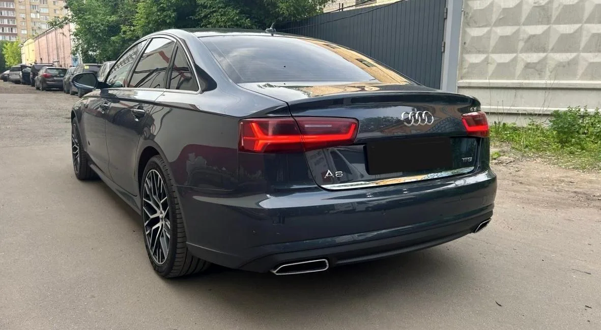 Audi A6