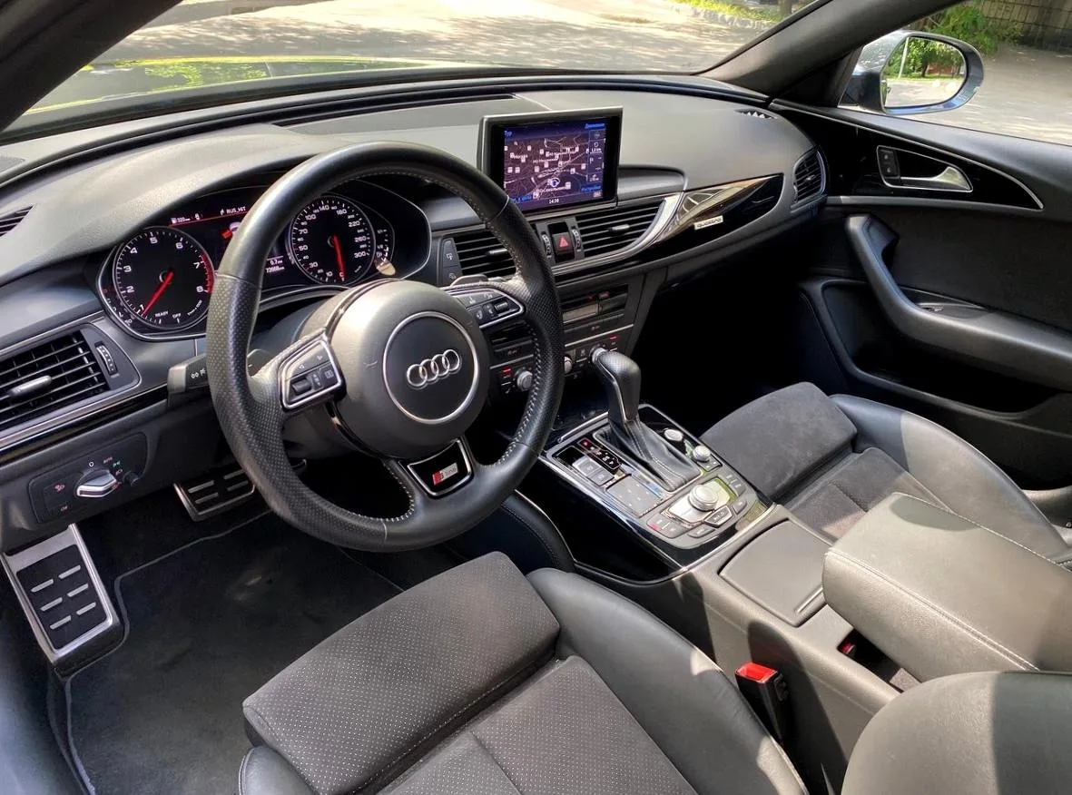 Audi A6