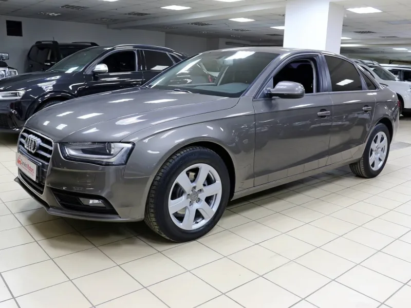Audi A4 2014