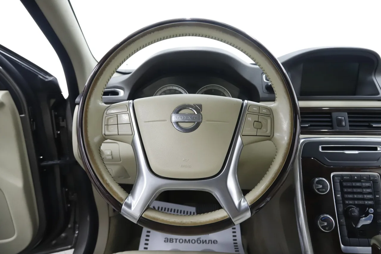 Volvo XC70
